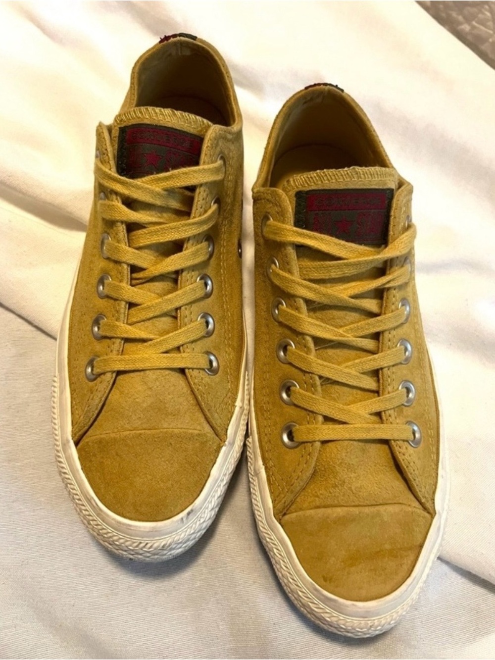 Converse Unisex Yellow Suede Size W 7.5 M 5.5 Excellent Condition